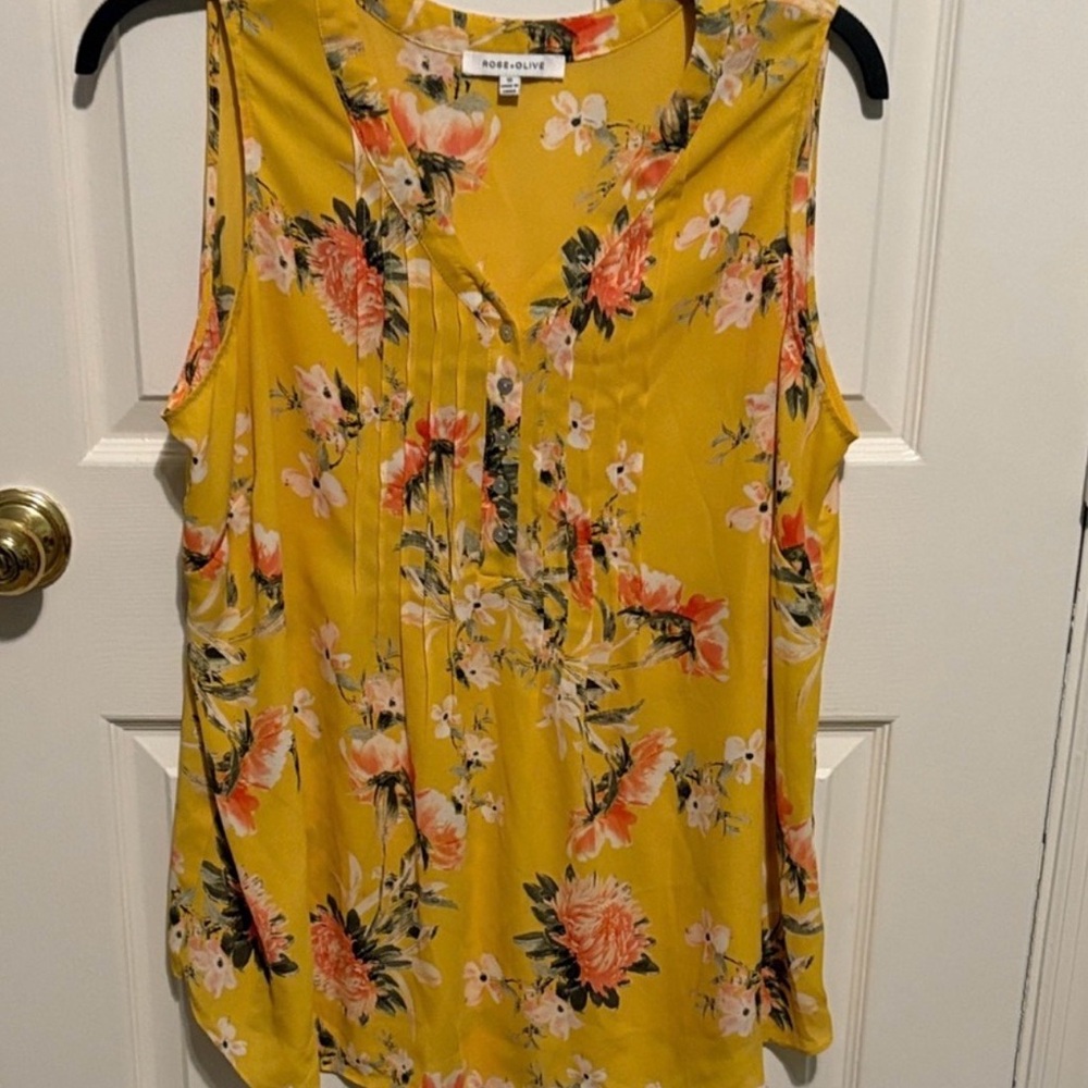 Rose & Olive Yellow Floral Sleeveless Blouse